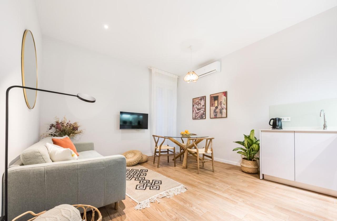 New Design Apartment Barrio De Las Letras Мадрид Екстериор снимка