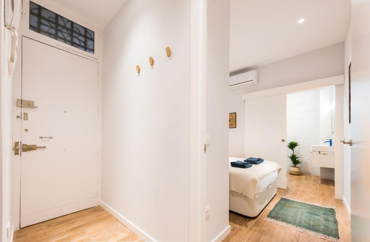 New Design Apartment Barrio De Las Letras Мадрид Екстериор снимка
